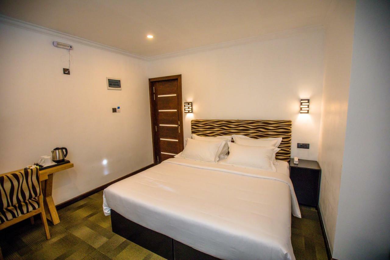 Hotel Huddle Nuwara Eliya Esterno foto